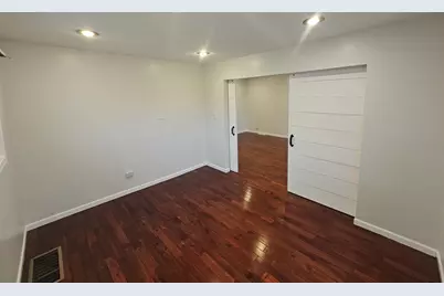 [Address not provided], Oak Forest, IL 60452 - Photo 10