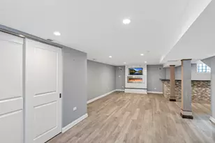 250 N Irving Ave, Hillside, IL 60162 - Photo 28