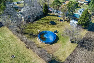 6059 Pioneer Terrace, Dekalb, IL 60115 - Photo 6