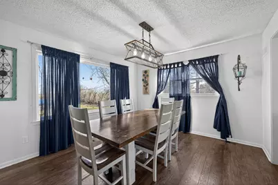 6059 Pioneer Terrace, Dekalb, IL 60115 - Photo 10