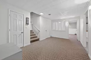 6059 Pioneer Terrace, Dekalb, IL 60115 - Photo 22