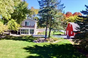 35 Eagle View Ln, Oswego, IL 60543 - Photo 32