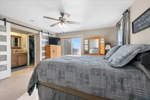 35 Eagle View Ln, Oswego, IL 60543 - Photo 24