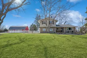 35 Eagle View Ln, Oswego, IL 60543 - Photo 1