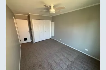 211 Applewood Lane, Bloomingdale, IL 60108 - Photo 8