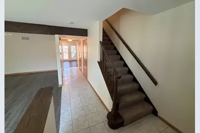 211 Applewood Lane, Bloomingdale, IL 60108 - Photo 16