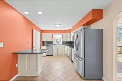 1019 N Sangamon Avenue, Gibson City, IL 60936 - Photo 8