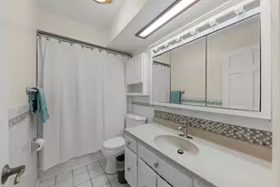 26W055 Cree Ln, Wheaton, IL 60189 - Photo 20