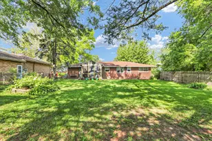 2112 Campbell Dr, Champaign, IL 61820 - Photo 28