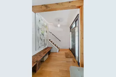 2522 N Springfield Avenue, Chicago, IL 60647 - Photo 2