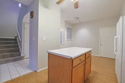 145 Farmgate Drive #145, Schaumburg, IL 60193 - Photo 8