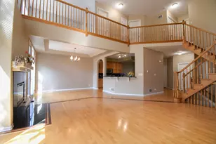 776 N Franklin Ave, Palatine, IL 60067 - Photo 2