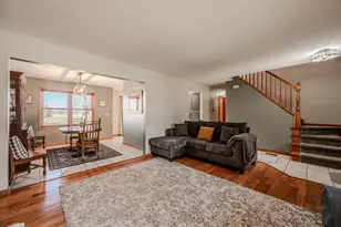 3080 Compton Rd, Aurora, IL 60504 - Photo 8