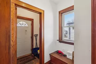 308 Webb St, Calumet City, IL 60409 - Photo 2