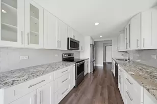 555 Graceland Ave, Des Plaines, IL 60016 - Photo 6