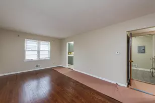 922 Landon Ave, Winthrop Harbor, IL 60096 - Photo 4