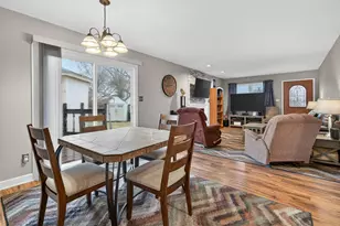 109 Doe Cir, Morris, IL 60450 - Photo 2