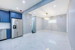 9356 S Manistee Ave, Chicago, IL 60617 - Photo 8