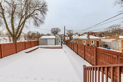 9356 S Manistee Avenue, Chicago, IL 60617 - Photo 36