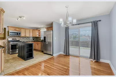 8507 Blue Ridge Avenue, Hickory Hills, IL 60457 - Photo 10