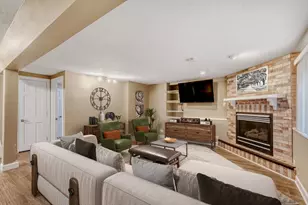 8507 Blueridge Ave, Hickory Hills, IL 60457 - Photo 14