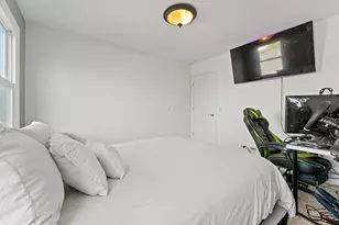 2409 Baldwin Ct, Schaumburg, IL 60193 - Photo 24