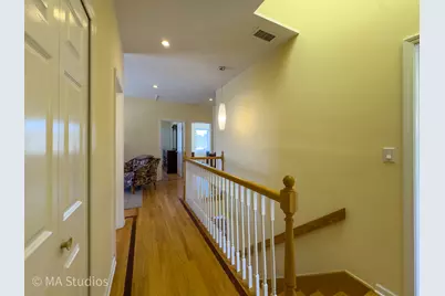 8912 Harms Road, Morton Grove, IL 60053 - Photo 36