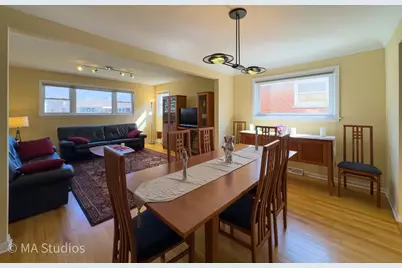 8912 Harms Road, Morton Grove, IL 60053 - Photo 10