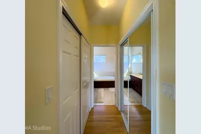 8912 Harms Road, Morton Grove, IL 60053 - Photo 42