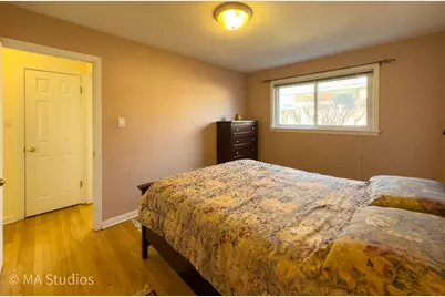 8912 Harms Road, Morton Grove, IL 60053 - Photo 26