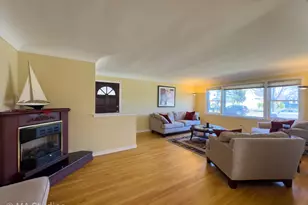 8912 Harms Rd, Morton Grove, IL 60053 - Photo 8