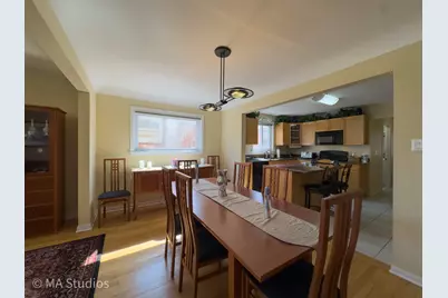 8912 Harms Road, Morton Grove, IL 60053 - Photo 14