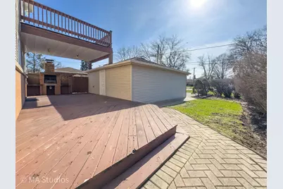 8912 Harms Road, Morton Grove, IL 60053 - Photo 70