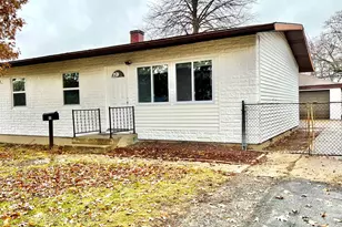 859 Foran Ln, Aurora, IL 60506 - Photo 1