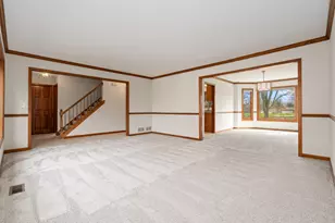 225 Fairway Dr, Prospect Heights, IL 60070 - Photo 10