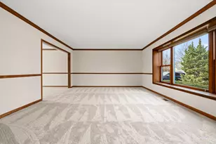 225 Fairway Dr, Prospect Heights, IL 60070 - Photo 8