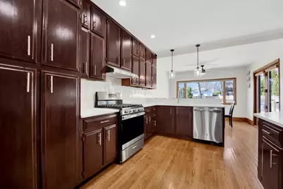 502 N Blanchard Street, Wheaton, IL 60187 - Photo 10