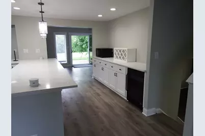 1109 W Weathersfield Way, Schaumburg, IL 60193 - Photo 10