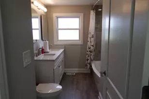 1109 W Weathersfield Way, Schaumburg, IL 60193 - Photo 32