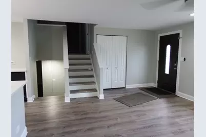 1109 W Weathersfield Way, Schaumburg, IL 60193 - Photo 8