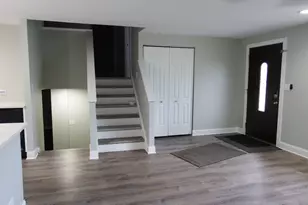 1109 W Weathersfield Way, Schaumburg, IL 60193 - Photo 8