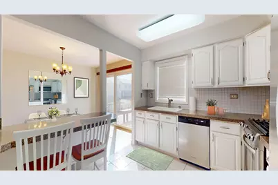 1135 Thompson Boulevard, Buffalo Grove, IL 60089 - Photo 6