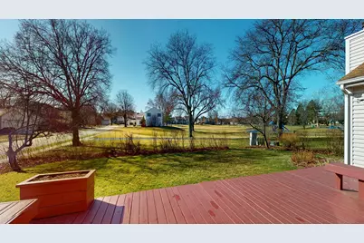 1135 Thompson Boulevard, Buffalo Grove, IL 60089 - Photo 22