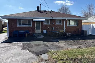 10842 Claridge Ave, Westchester, IL 60154 - Photo 2