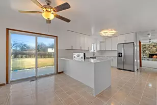 725 N 8th Ave, Addison, IL 60101 - Photo 14