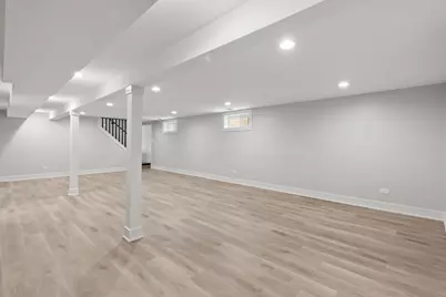 8804 S Fairfield Avenue, Evergreen Park, IL 60805 - Photo 22