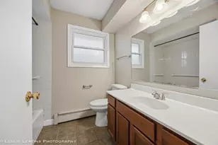 2919 W 101st Pl, Evergreen Park, IL 60805 - Photo 12