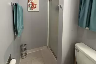 944 Cynthia Ln, Lake in the Hills, IL 60156 - Photo 20