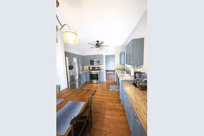 944 Cynthia Lane, Lake in the Hills, IL 60156 - Photo 2