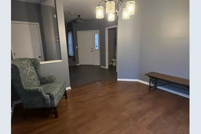 944 Cynthia Lane, Lake in the Hills, IL 60156 - Photo 6